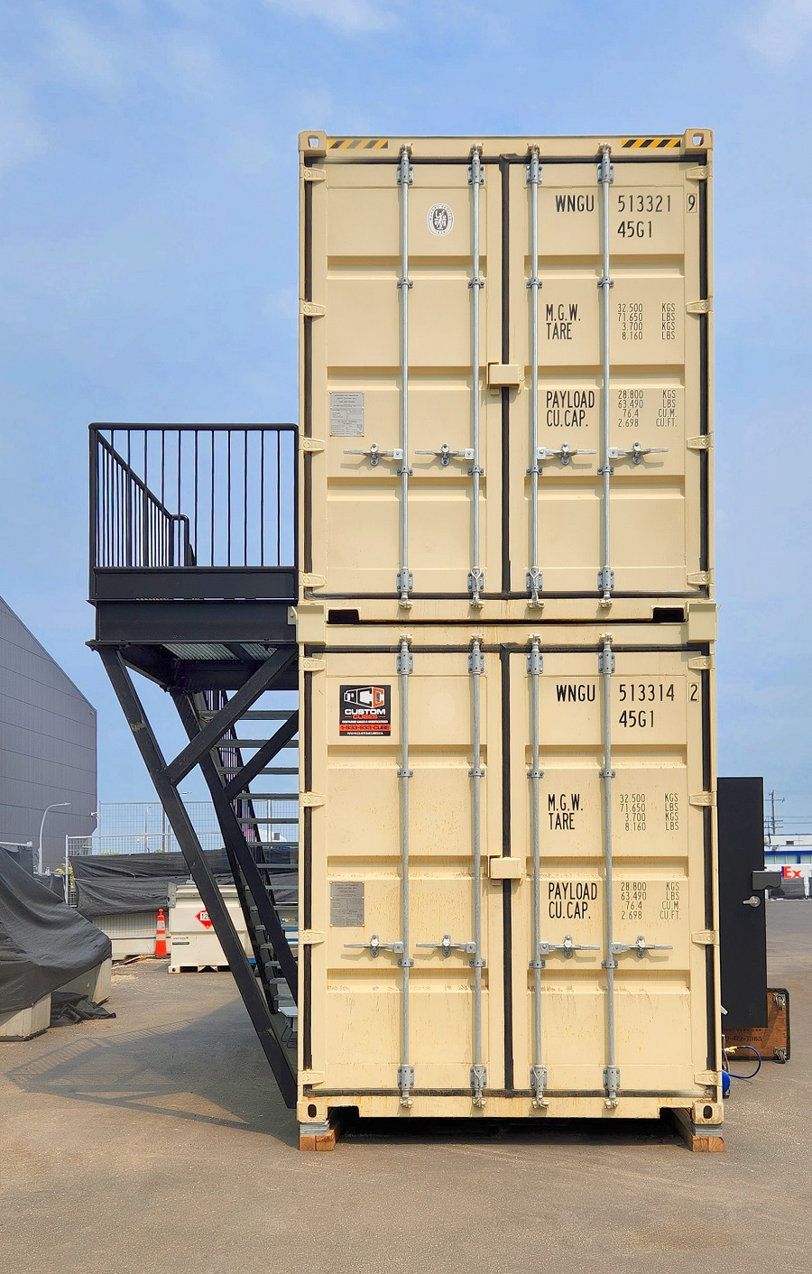 40’HC VIP Area with Patio for the Oilers - Allied Container Services PTY LTD